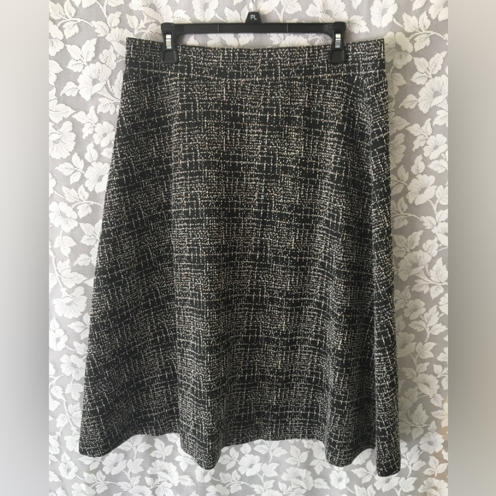Lands End medium petite 10-12 skirt